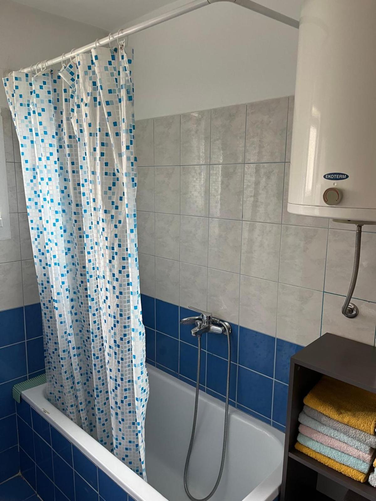 Apartman Ivka Ґоспич Екстер'єр фото