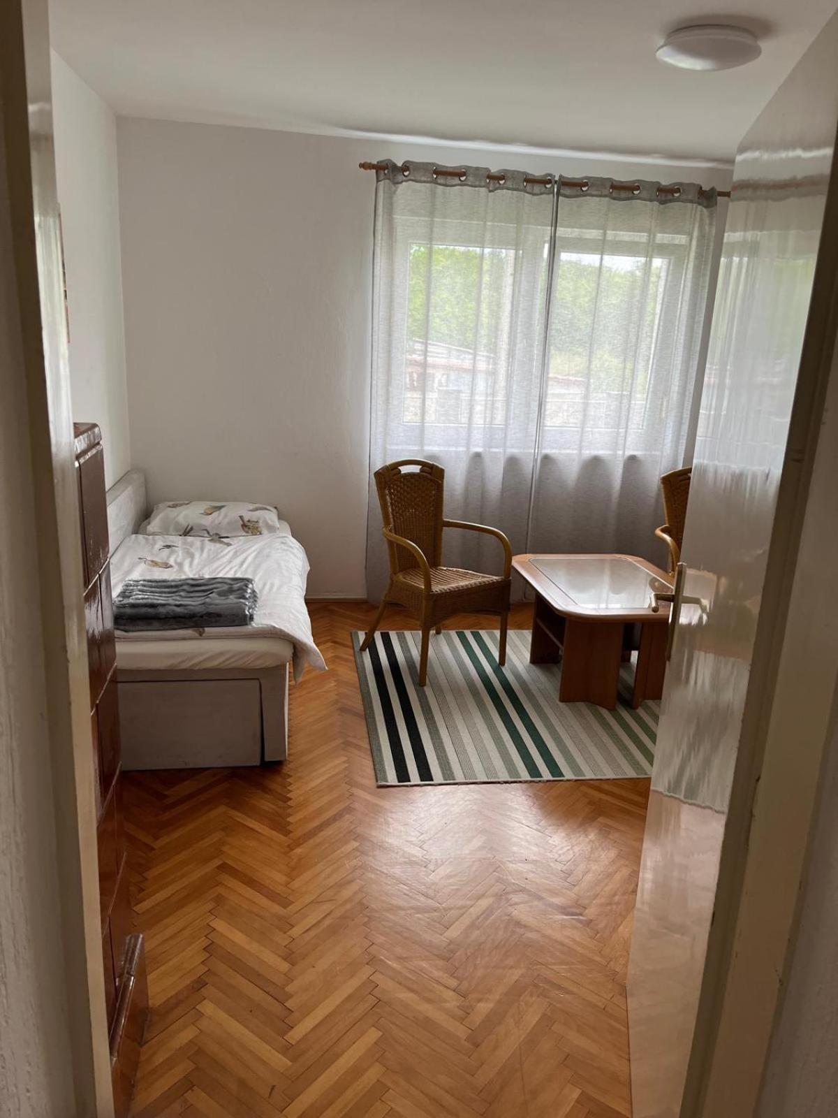 Apartman Ivka Ґоспич Екстер'єр фото
